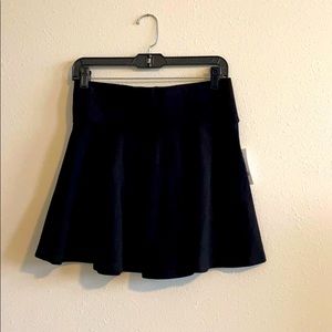Black stretchy skirt